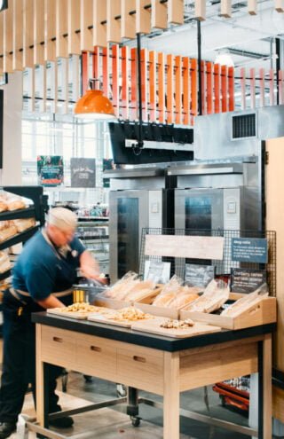 Η &#8220;super&#8221; υπεραγορά της Tesco στο Swanse