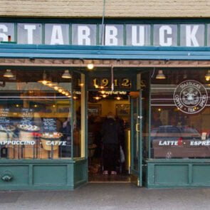 Τα Starbucks δεν ήταν ποτέ για τον καφέ. &#8220;Καταλαμβάνουν δημόσιο χώρο και τον ελέγχουν.&#8221;
