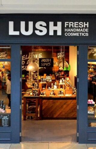 Μια ματιά στη στρατηγική retail της Lush