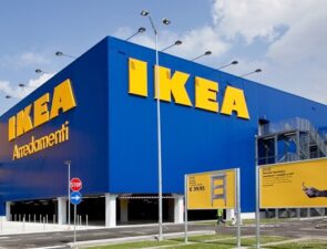 H κληρονομιά που άφησε ο ιδρυτής του IKEA, Ingvar Kamprad
