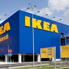 H κληρονομιά που άφησε ο ιδρυτής του IKEA, Ingvar Kamprad