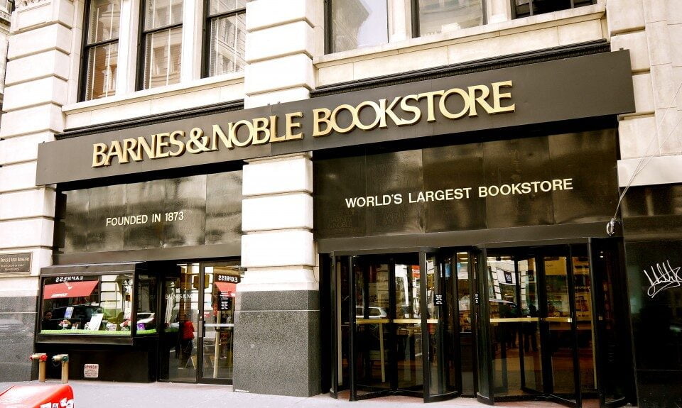 Barnes &#038; Noble αποτελέσματα και επανασχεδιασμός    