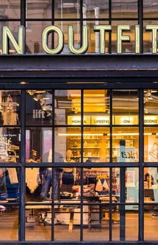 Urban Outfitters κάθε ένα μοναδικό