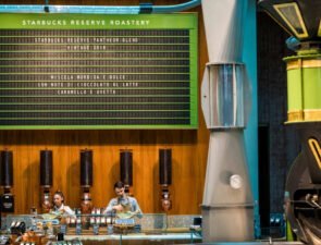 Τα  Starbucks ανοίγουν Reserve Roastery κατάστημα 2.200 m2 στο Empire State Building