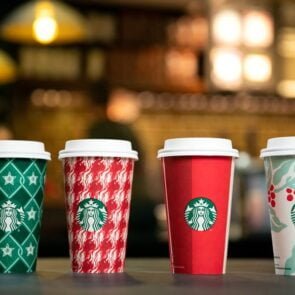Τα Starbucks σκοπεύουν να δημιουργήσουν τη συνήθεια του reusable-cup με τη βοήθεια της προώθησης κατά την εορταστική περίοδο