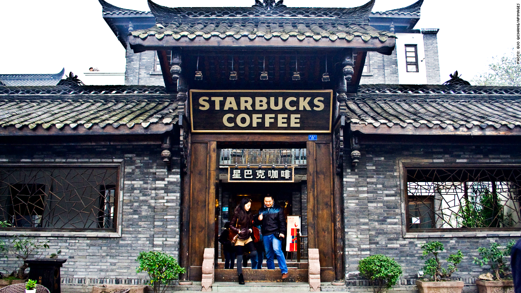 Tα Starbucks ετοιμάζονται για μαζική ανάπτυξη στην Κίνα | 600 καταστήματα τον χρόνο