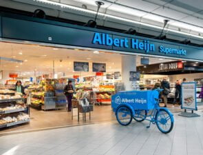 Η Albert Heijn ξεκινά &#8220;πειραματική&#8221; συνεργασία με την υπηρεσία παράδοσης γευμάτων