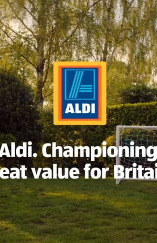 Τα Aldi γίνονται δημιουργικά για τα Χριστούγεννα
