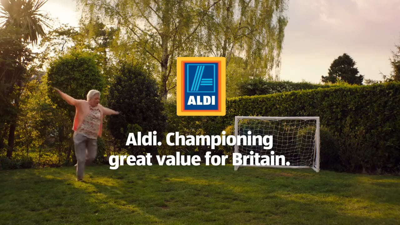 Τα Aldi γίνονται δημιουργικά για τα Χριστούγεννα
