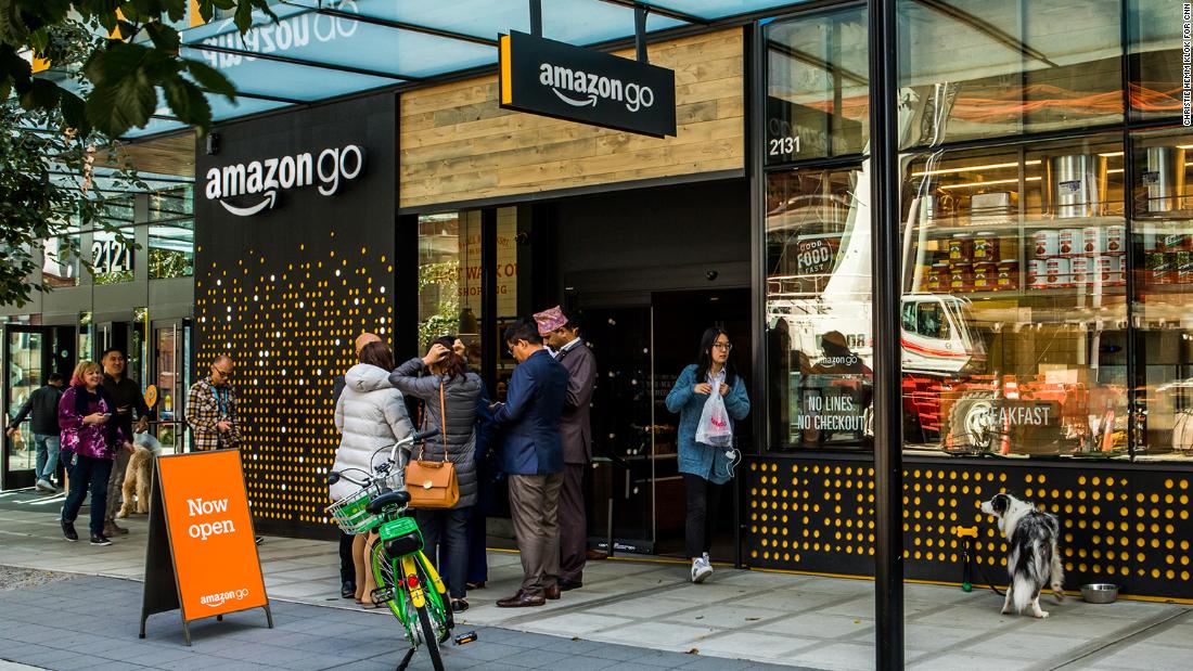 Το Amazon ανοίγει το πρώτο Go store μικρού φορμάτ