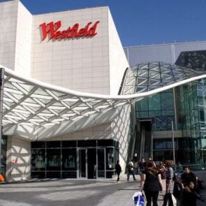 Το εμπορικό κέντρο Westfield έκανε ρεκόρ 15.6 εκ. επισκεπτών κατά τη χριστουγεννιάτικη περίοδο