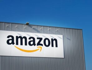 Η Amazon καταστρέφει εκατομμύρια απούλητα προϊόντα