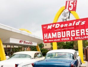 Τα McDonald&#8217;s κυκλοφόρησαν νέο Burger στις Η.Π.Α.