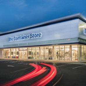 Το Container Store μένει