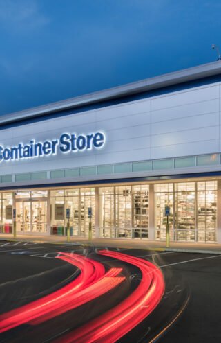 Το Container Store μένει