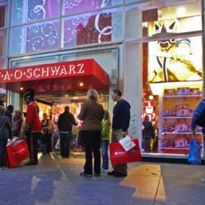 To FAO Schwarz ανοίγει τις πόρτες του στο Selfridges του Λονδίνου