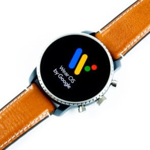 Η Google εξαγοράζει την πνευματική τεχνογνωσία για smartwatch από την Fossil