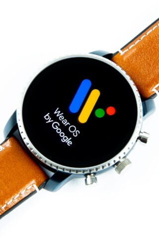 Η Google εξαγοράζει την πνευματική τεχνογνωσία για smartwatch από την Fossil