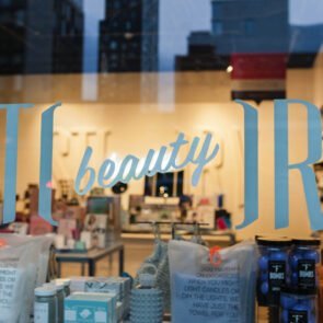 Αναδομήστε το &#8220;Retail Experience&#8221; ως το κέντρο των πάντων