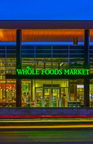 Μελέτη αναφέρει ότι το Whole Foods είναι το πιο ακριβό super market από όλα