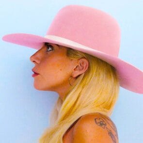Η Lady Gaga εισέρχεται στην αγορά της ομορφιάς σε συνεργασία με το Amazon