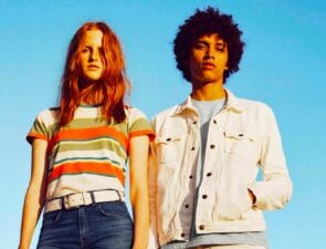 Πώς χτίζει η Levi’s το περιβάλλον εργασίας της σύμφωνα με το υβριδικό μοντέλο