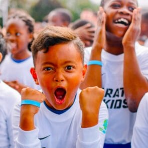 Η Nike ξεκίνησε συνδρομή για τα παιδικά παπούτσια της