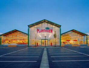 Plantagen |  η μεγαλύτερη αλυσίδα με είδη κήπου στη Σκανδιναβία