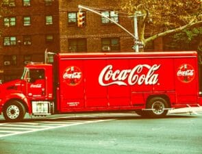Η  Coca-Cola αφήνει τους καταναλωτές να πειραματιστούν με τις γεύσεις