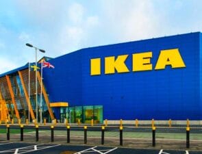 Η Ikea αλλάζει διακριτικά το σήμα της ξανά, για πολύ καλό λόγο