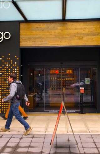 To 59% των καταναλωτών στις ΗΠΑ θεωρούν το Amazon Go «απειλή» για τις μεγάλες αλυσίδες σουπερμάρκετ