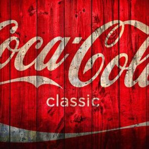 Η Coca-Cola ανανεώνει το προϊοντικό της πορτφόλιο