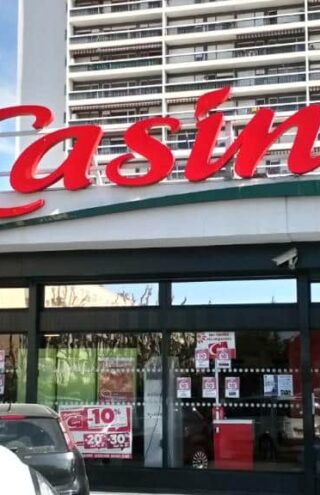 Μερικά γαλλικά Super Market ανοίγουν τώρα Κυριακή χωρίς υπαλλήλους