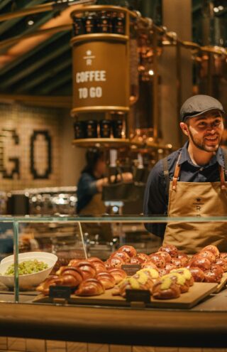 Τα 10 από τα πιο cool καταστήματα Starbucks σε όλο τον κόσμο 