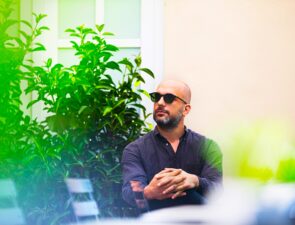 The Modernist |Μια συζήτηση με τον Κωστή Καρατζά