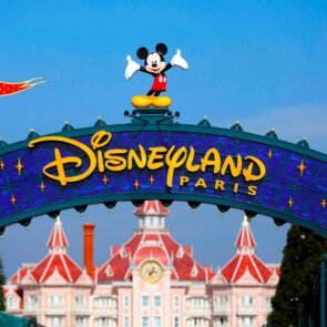 Τι σημαίνει η αλλαγή CEO στην Disney