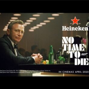 Ο Daniel Craig στην νέα διαφήμιση της Heineken