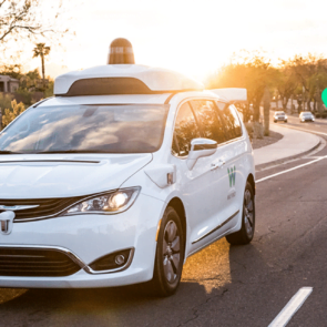 Η UPS και η Waymo συνεργάζονται για την παράδοση με αυτόνομη οδήγηση