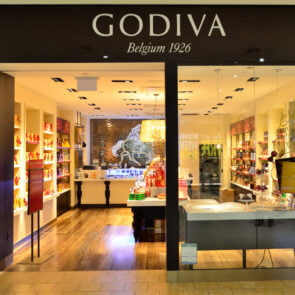Η Godiva εγκαινιάζει το πρόγραμμα ενδυνάμωσης γυναικών
