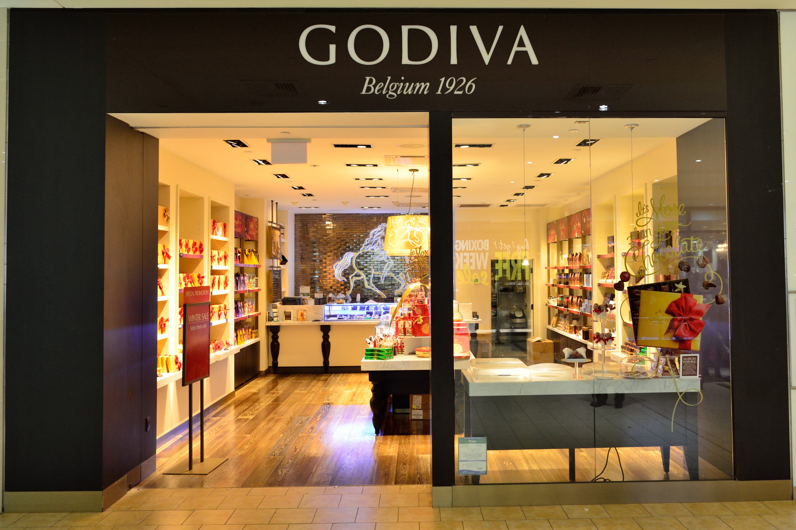 Η Godiva εγκαινιάζει το πρόγραμμα ενδυνάμωσης γυναικών