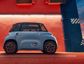 Η Citroën παρουσιάζει το EV με 2 θέσεις που δεν απαιτεί δίπλωμα στην Γαλλία