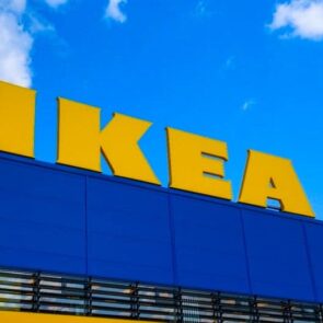 Η Ikea κλείνει όλα τα καταστήματα στην Αμερική εξαιτίας του κορονοιού
