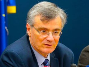 Το προφίλ ηγεσίας του Σ.Τσιόδρα θα μπορούσε να είναι το νέο παράδειγμα