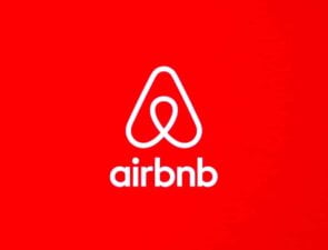 Γιατί το Airbnb ακυρώνει κρατήσεις για την Ουκρανία που προορίζονται για δωρεές