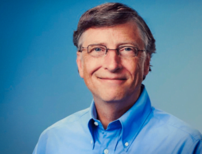 Bill Gates |  Εως το φθινόπωρο του 2021 για είμαστε ασφαλείς