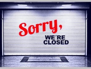 Η UBS προβλέπει ότι 80.000 καταστήματα θα κλείσουν στις ΗΠΑ έως το 2026