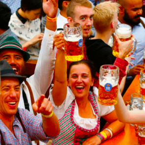 Το Oktoberfest με 6 εκ. επισκέπτες κάθε χρόνο και κέρδη περίπου 1 δις. ευρώ ματαιώθηκε