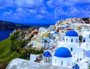 Telegraph | Η Ελλάδα πρώτη επιλογή για τουρισμό μετά την καραντίνα