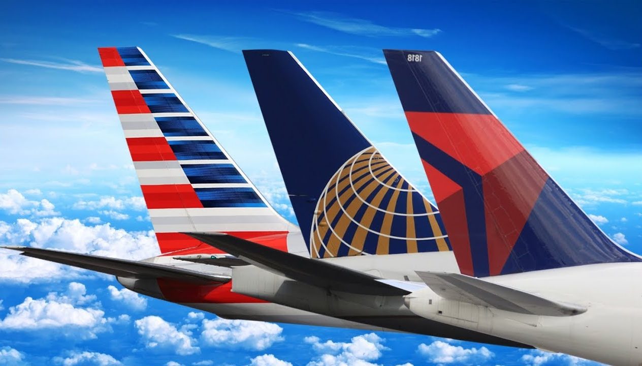 Οι American Airlines, Delta και United απαιτούν κάλυψη προσώπου στις πτήσεις των ΗΠΑ