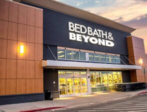 Η Bed Bath &#038; Beyond σχεδιάζει να επεκτείνει την υπηρεσία Curbside Pickup στο 90% των καταστημάτων της